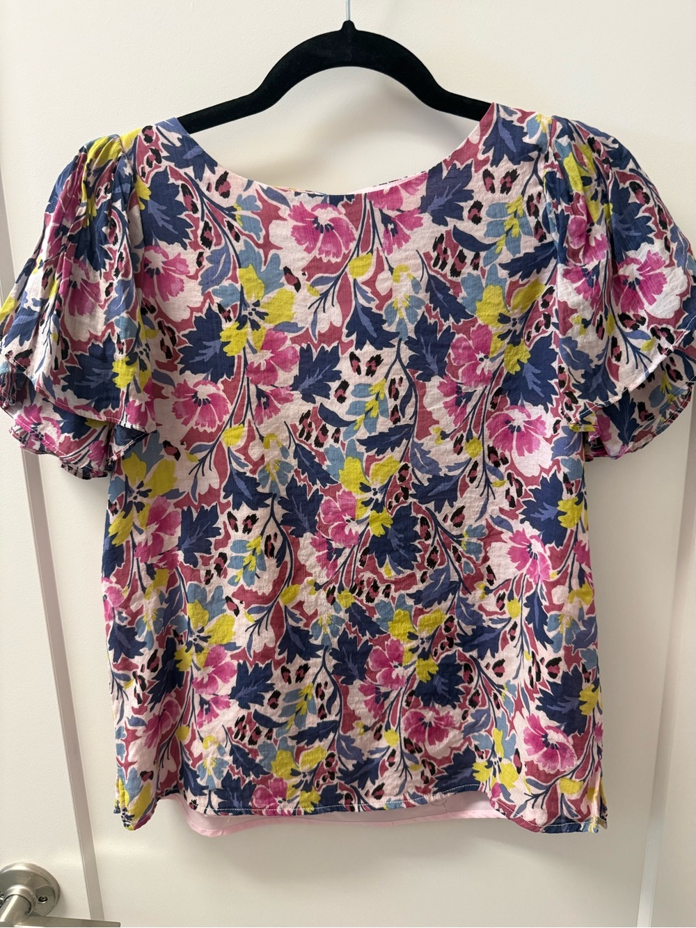 Vince Camuto Pink Multi Floral Puff Sleeve Top